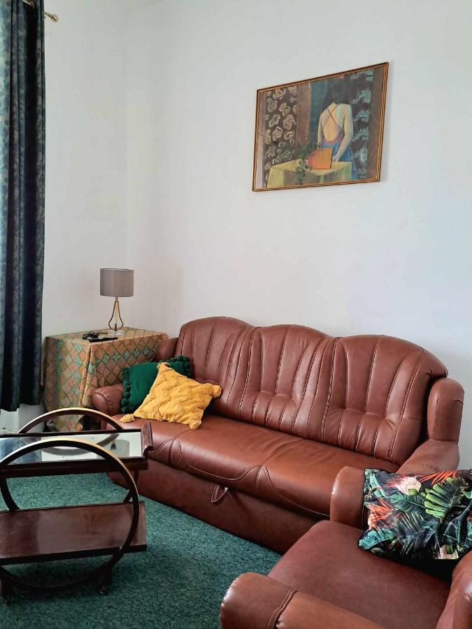 Ferienwohnung Hestia Lux Cluj-Napoca Exterior foto